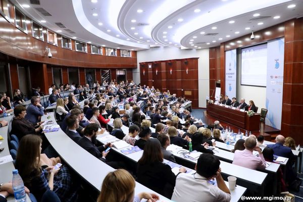 Ассоциация ведущих университетов России и Трианонский диалог на Конвенте РАМИ Ассоциация ведущих университетов России и Трианонский диалог на Конвенте РАМИ