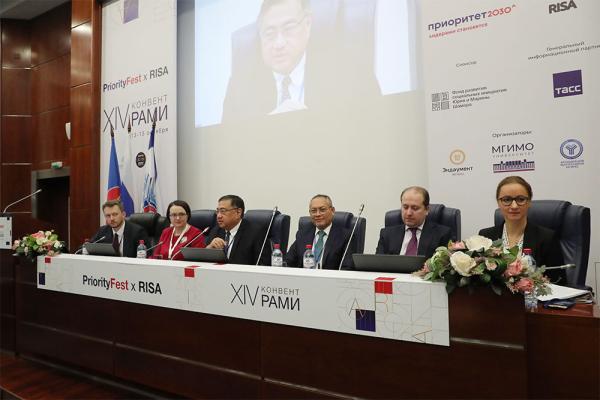 Россия и АСЕАН в АТР: динамика взаимодействия, региональные процессы и глобальный контекст Россия и АСЕАН в АТР: динамика взаимодействия, региональные процессы и глобальный контекст